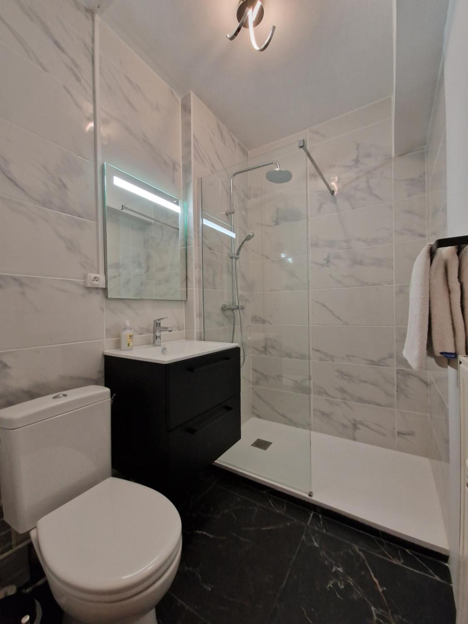 Studio Avenue De Champagne Epernay Luaran gambar