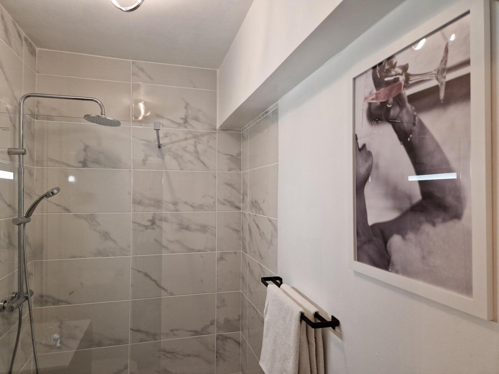 Studio Avenue De Champagne Epernay Luaran gambar